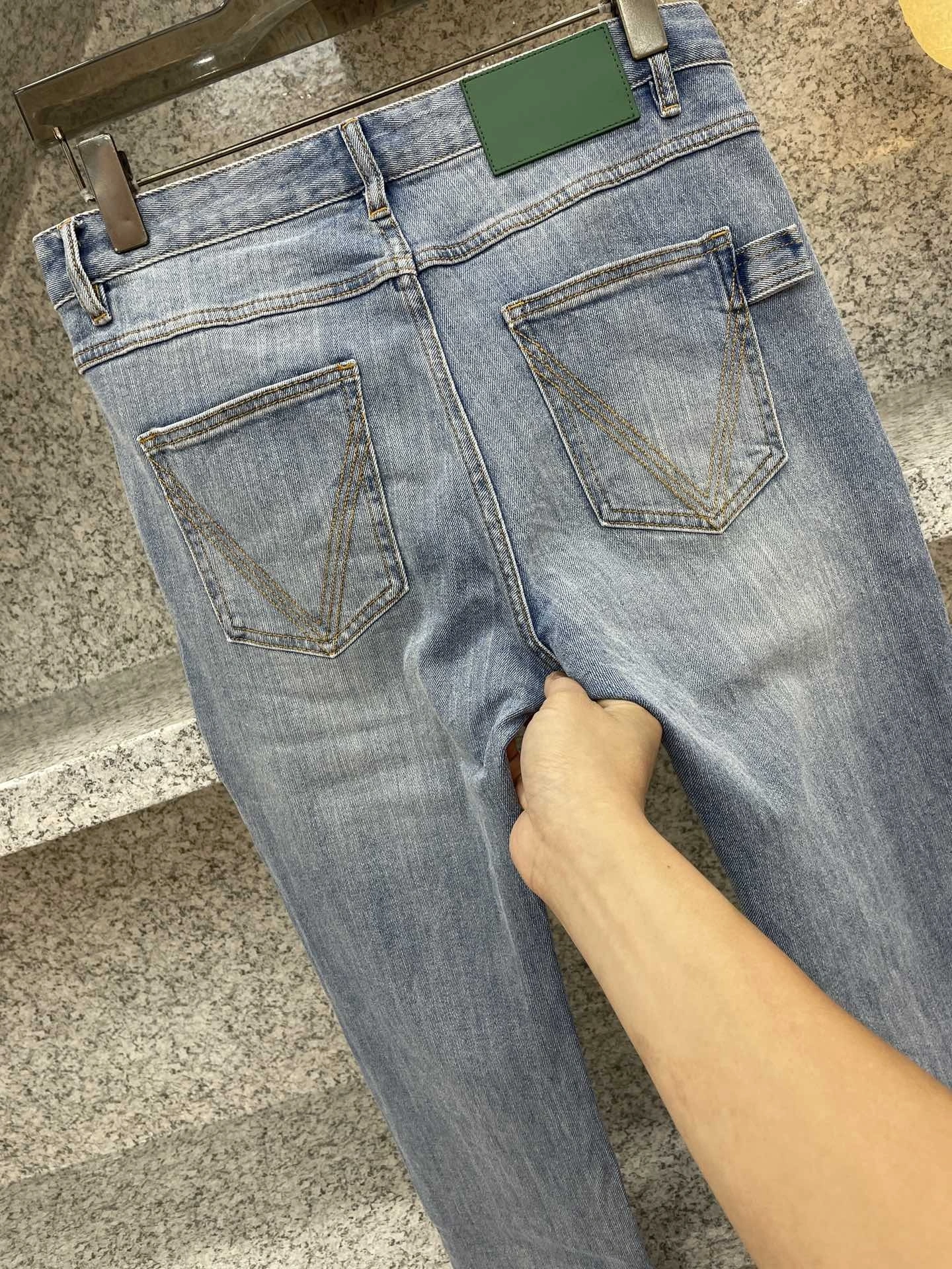 wg.luxury- V595t1 item:D-F453H3149